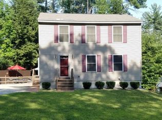 15 Deerpoint Dr, Hillsboro, NH 03244