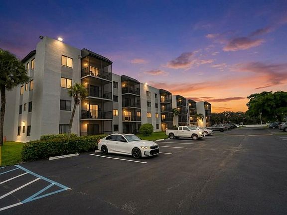 4th image of 3700 N Pine Island Road #307