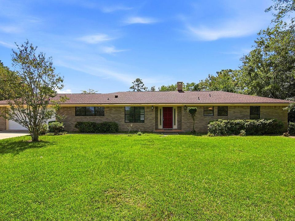1st image of 116 Ten Lake Dr
