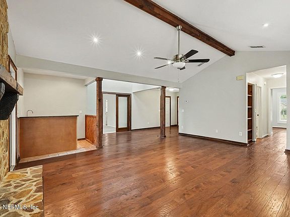 4th image of 1058 RENE Court