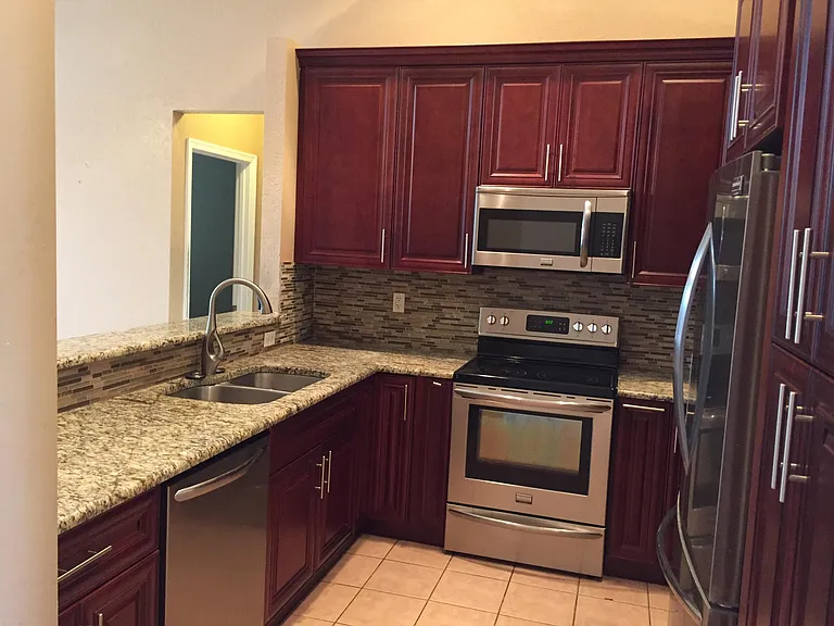 6711 Stonecreek St — Photo 3