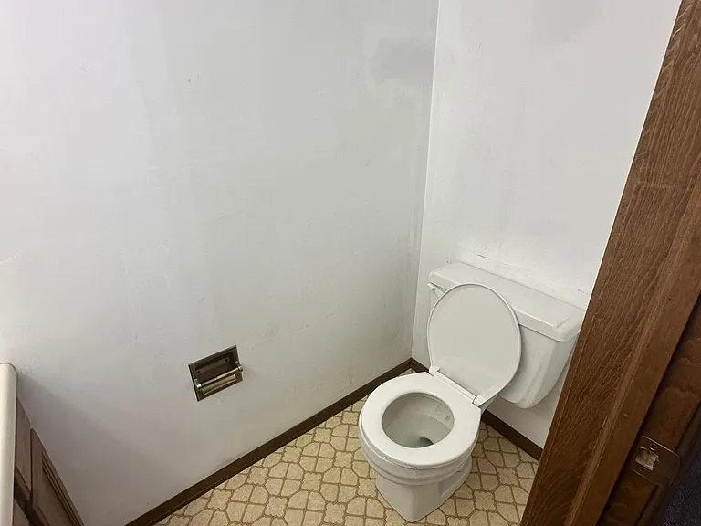 198 Mohawk Dr — Photo 10