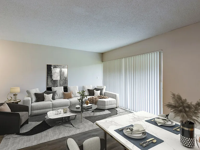 Silver Palms Apartments — Photo 12