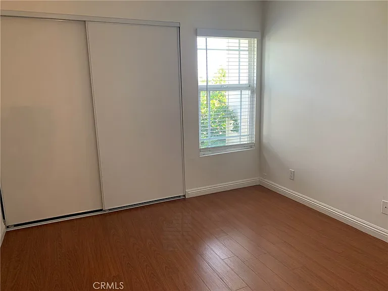 10221 White Oak Ave #1 — Photo 18