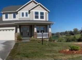 2709 Meadow Ridge Dr, Saint Joseph, MO 64504