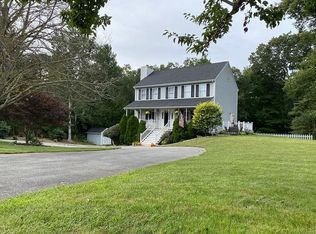 54 Cold Brook Ln, Dartmouth, MA 02747