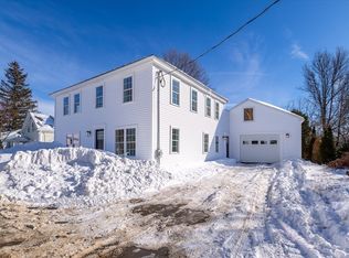 67 Maple St, Oakham, MA 01068
