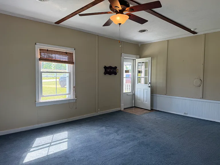 7157 Old Evergreen Rd — Photo 5