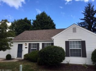 3395 Ash Ln, Cuyahoga Falls, OH 44223