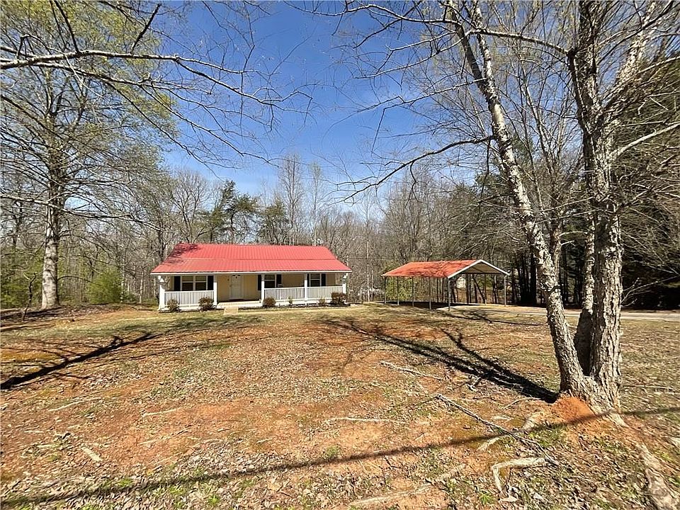 1st image of 7 Oak Hill Cir
