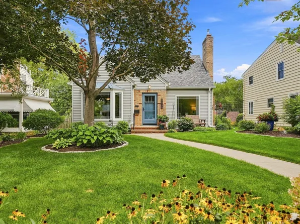 3410 Zenith Ave N, Robbinsdale, MN 55422