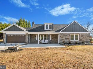 8101 Heacock Ln, Wyncote, PA 19095