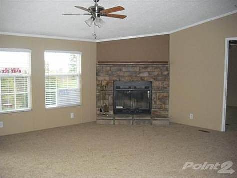 Lovely fireplace in Greatroom!