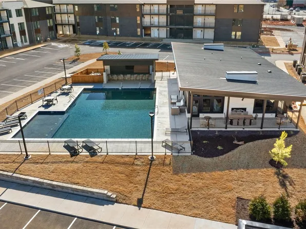 3319 Mp Pkwy #206, Bentonville, AR 72712