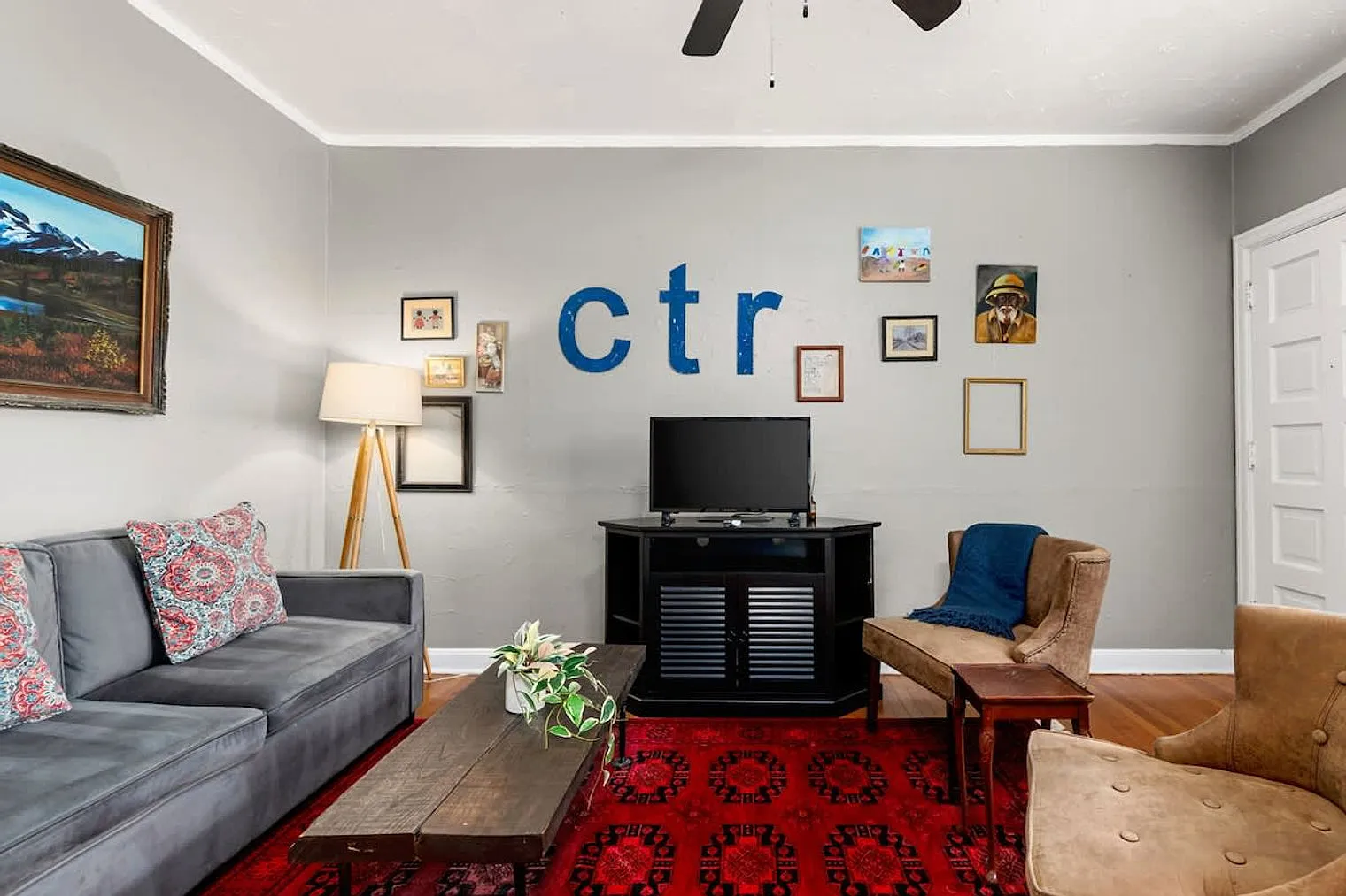 1 bed, 1.0 bath, 548 sqft, $1,900 — Photo 2