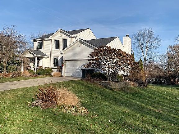2nd image of 953 Hidden Creek Dr