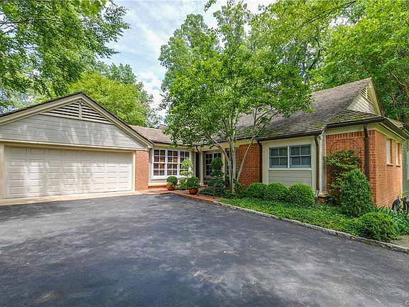 2nd image of 4 John Christopher Ct
