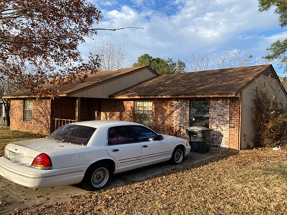 2nd image of 3307 Bahia Dr