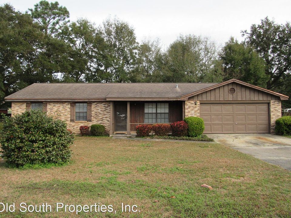 1st image of 856 Belle Rose Cir