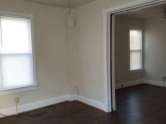 4th image of 138-140 N Mulberry St #1