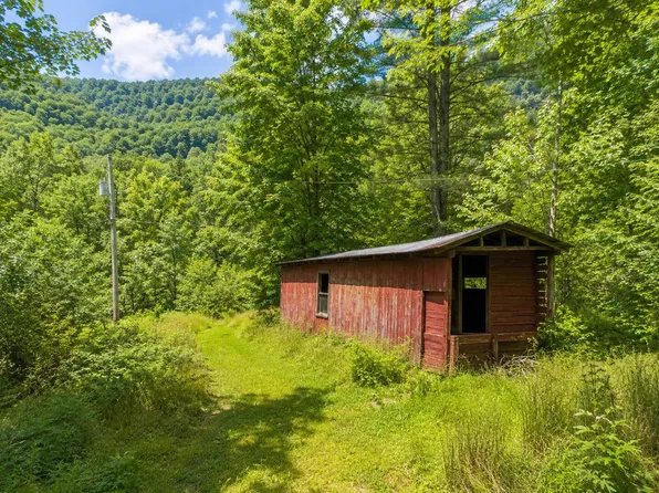 3066 Big Willard Rd, Busy, KY 41723