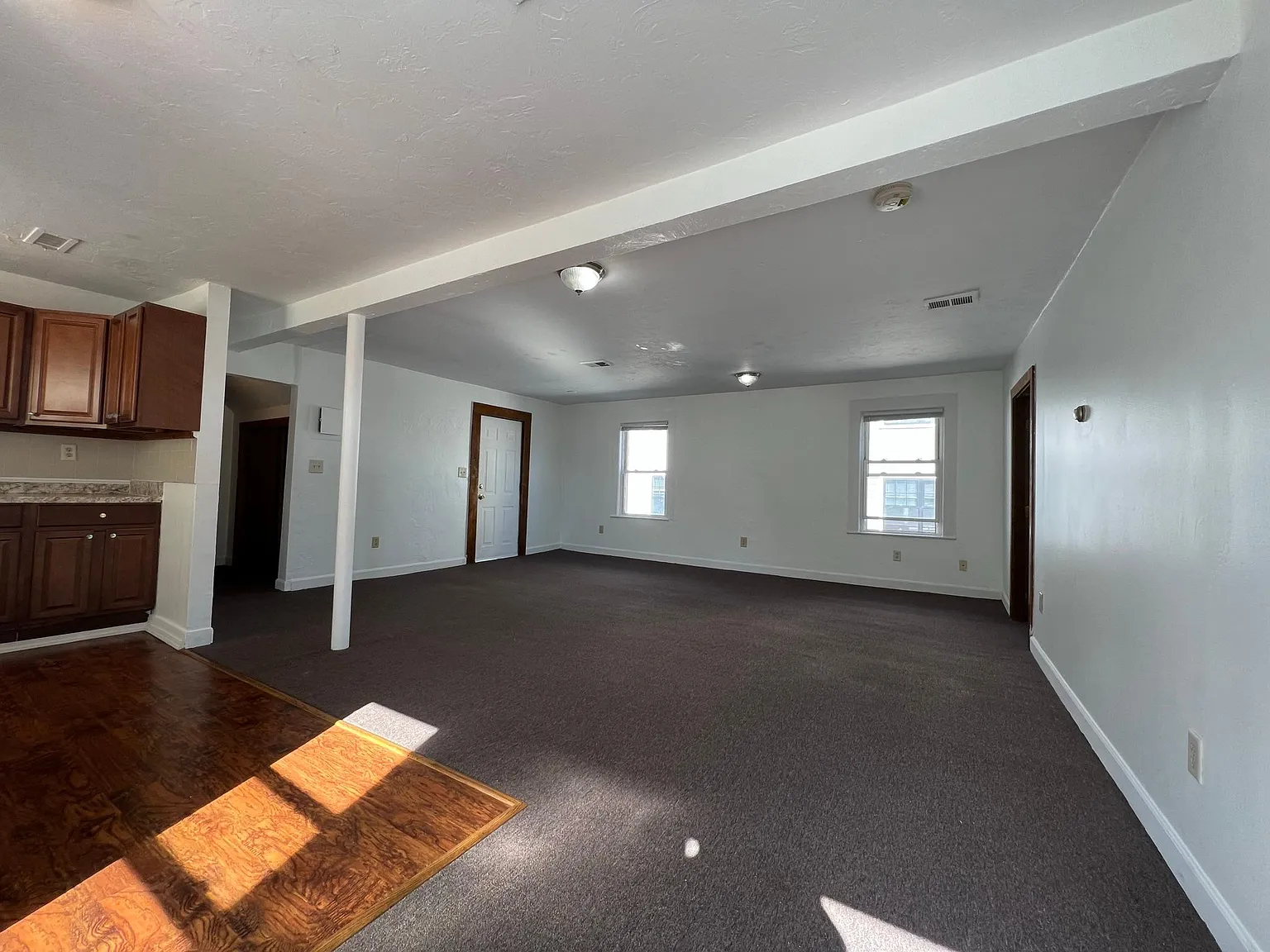 247 Bussey St — Photo 3