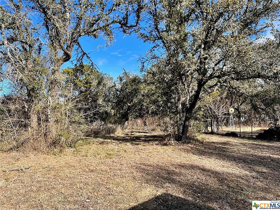1st image of 13810 Pecan Holw