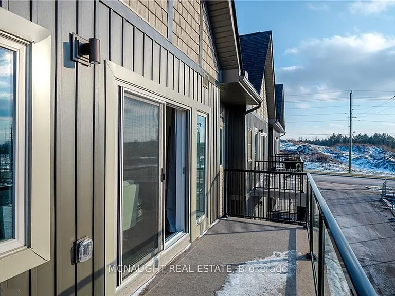 340 Florence Dr #305 — Photo 19