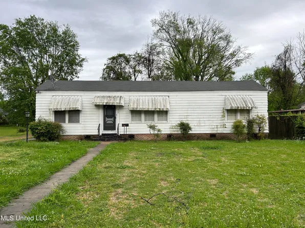 922 Grand Ave, Yazoo City, MS 39194