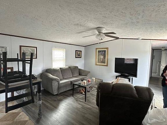 5th image of 239 Howards Creek Rd