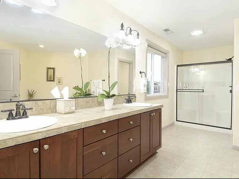 1512 N Jefferson St — Photo 15