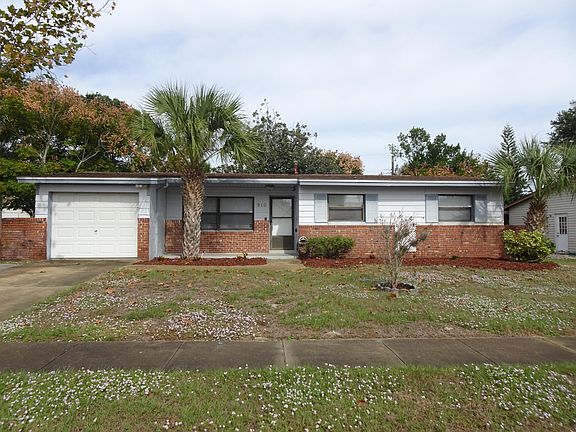 3rd image of 910 Penny Dr