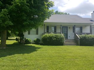 1701 Dawkins Rd, La Grange, KY 40031