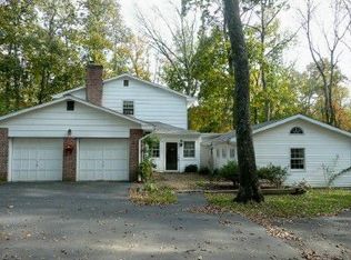 5254 Valley Park Rd, Doylestown, PA 18902