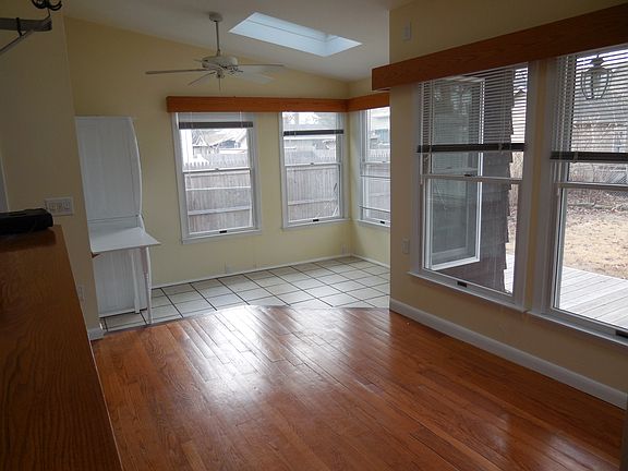 Kitchen 3 + laundry
