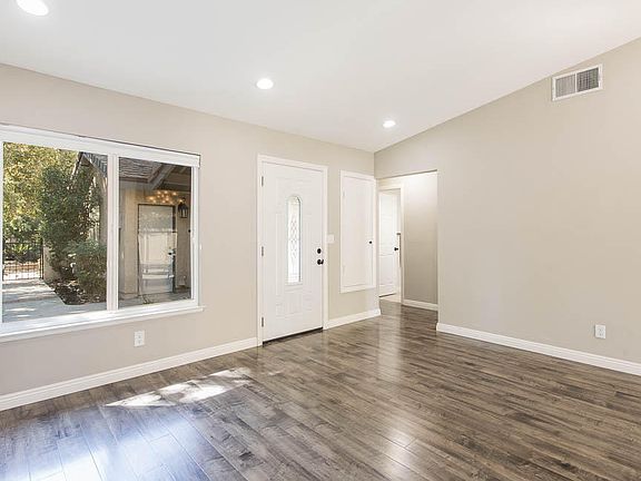 2nd image of 25664 Lupita Dr