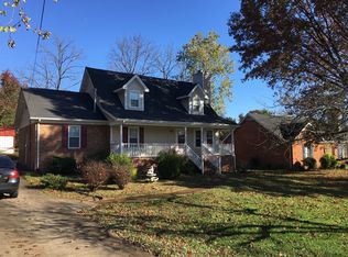 112 Luna Ln, Hendersonville, TN 37075