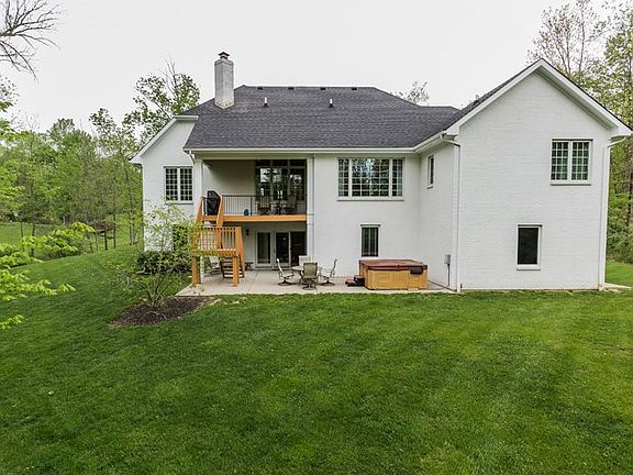 4th image of 10645 Killarney Dr