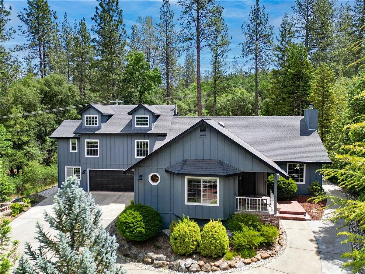 洋書  Is Where You Park It 17641 Lake Forest Dr, Penn Valley, CA 95946 | Zillow