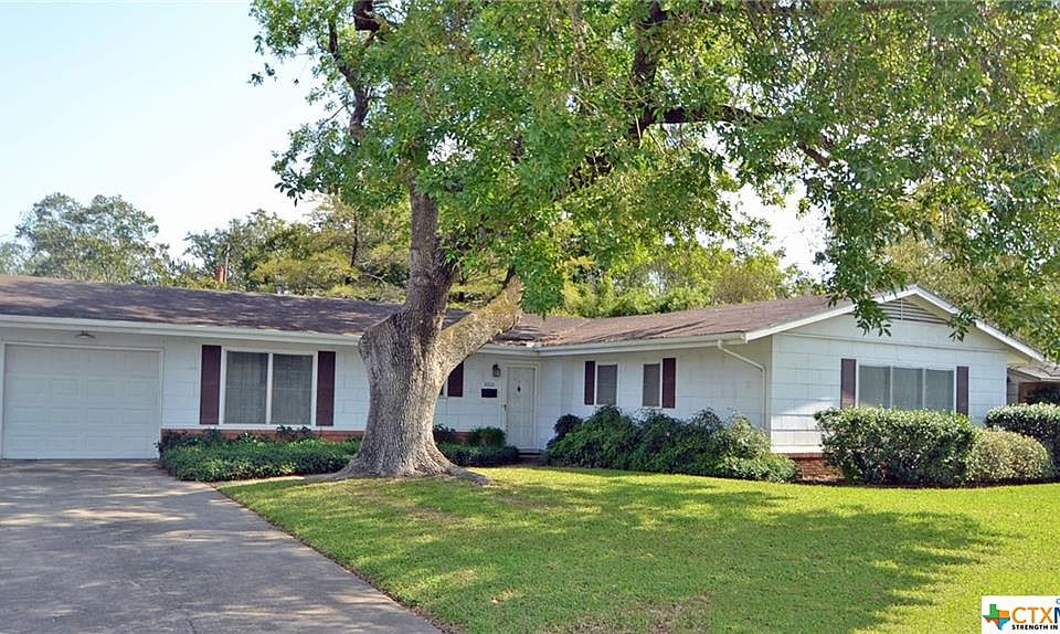 1st image of 3006 Arroyo Dr