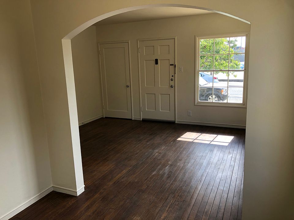 From Dining to Living Room