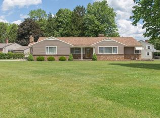 2702 Rosewae Dr, Youngstown, OH