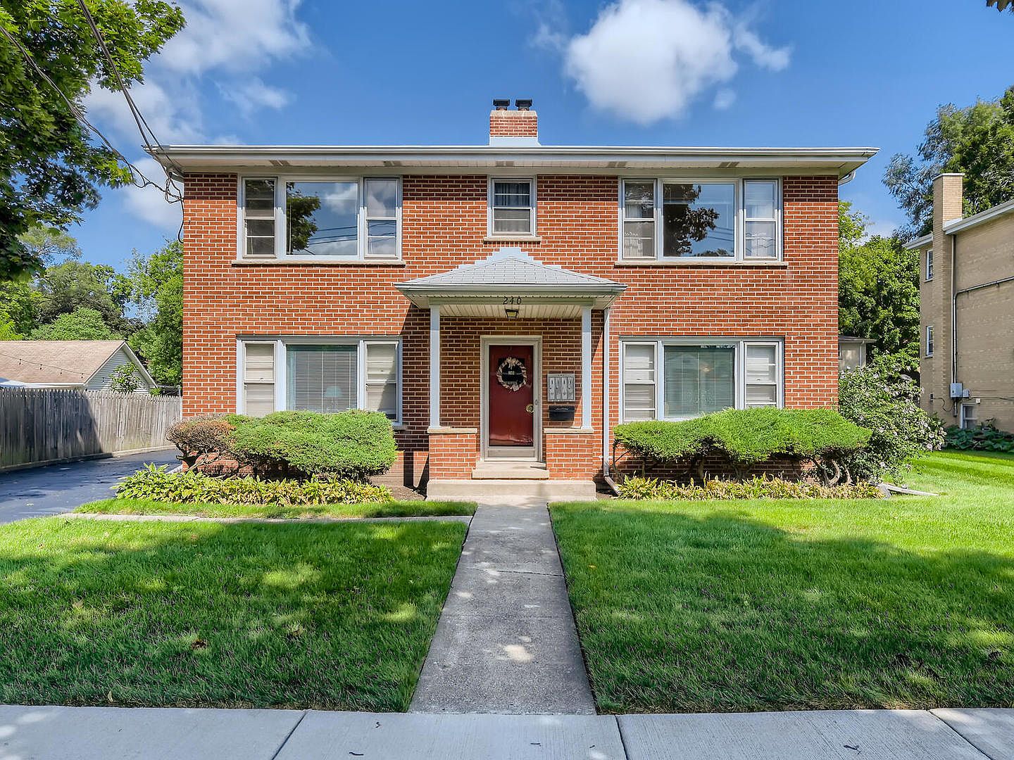 240 W Palatine Rd, Palatine, IL 60067 | Zillow