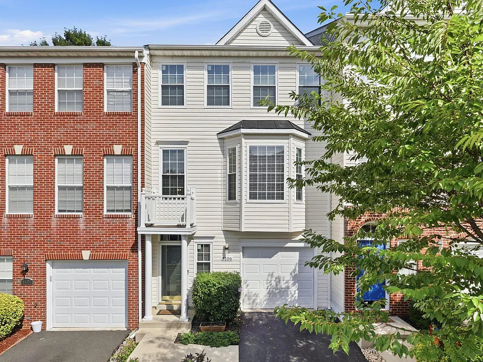 5106 Ballycastle Cir
