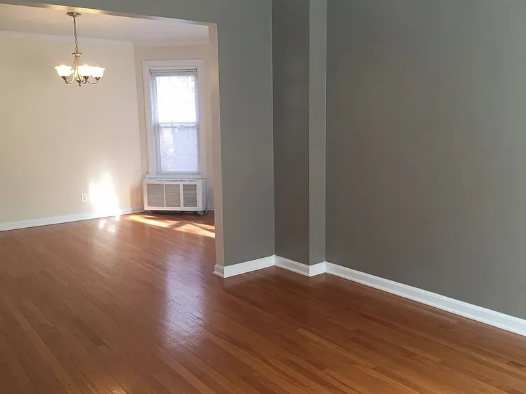 2438 W Eastwood Ave #2 — Photo 11