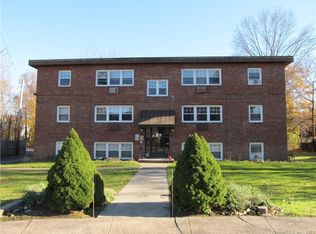 40 Hoffman Ct APT C4, Wallingford, CT 06492