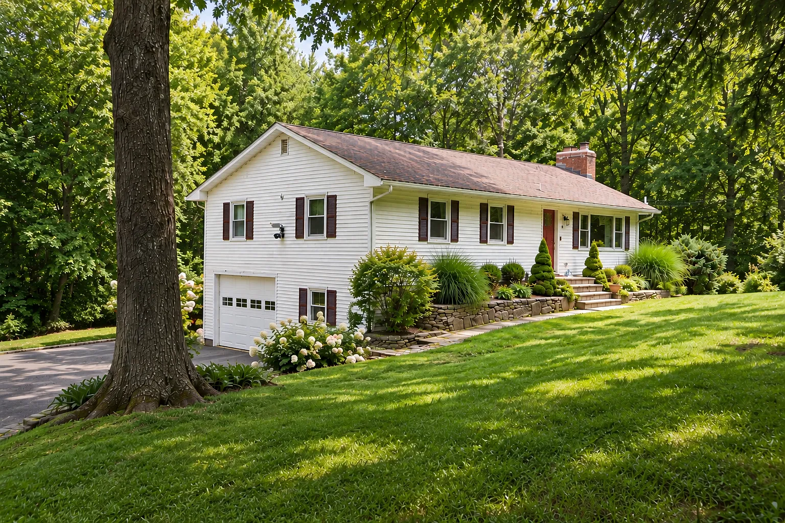 3 bed, 2.5 bath, 2198 sqft, $3,795 — Photo 1