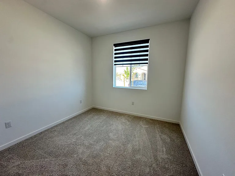 27133 Marimba Ct — Photo 12