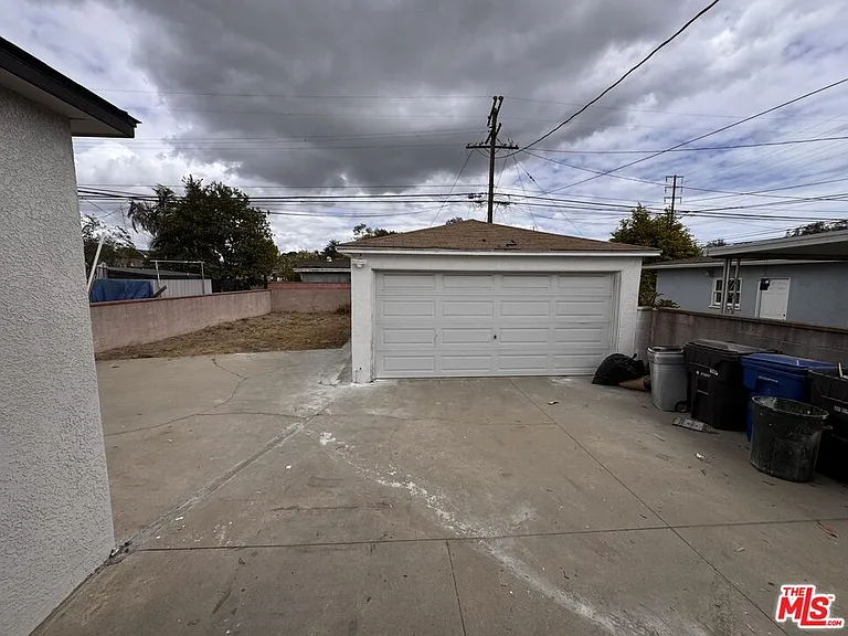 3020 Magnolia Ave — Photo 17