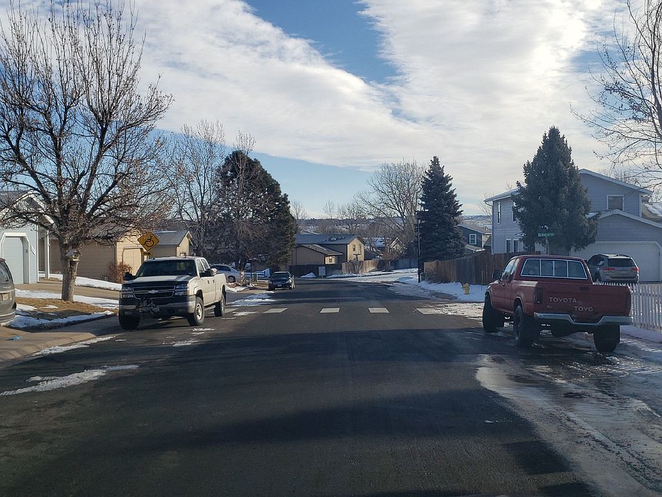 2nd image of 8662 Bluegrass Cir